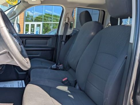 Used 2019 RAM 1500 Express w/ Express Value Package AWD/4WD image 13