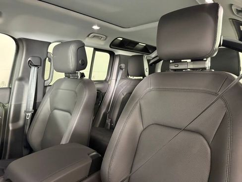 New 2026 Land Rover Defender 110 X-Dynamic SE AWD/4WD image 5