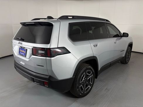 New 2026 Jeep Cherokee Laredo AWD/4WD image 8