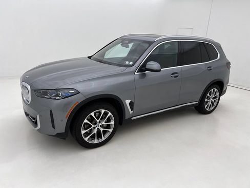 Certified 2026 BMW X5 xDrive40i w/ Premium Package AWD/4WD image 5