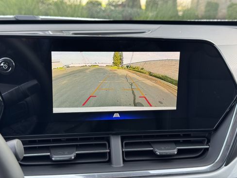 New 2026 Chevrolet Trax LT w/ Driver Confidence Package image 21