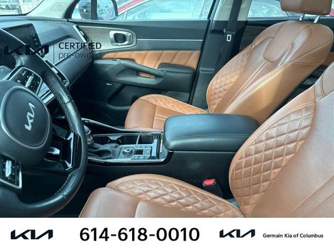 Certified 2023 Kia Sorento SX Prestige AWD/4WD image 9