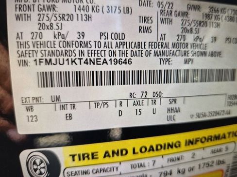 Used 2022 Ford Expedition Limited image 13