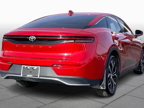 Used 2024 Toyota Crown Limited image 13