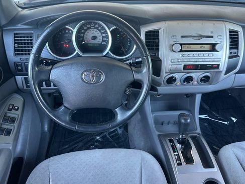 Used 2006 Toyota Tacoma PreRunner RWD image 14