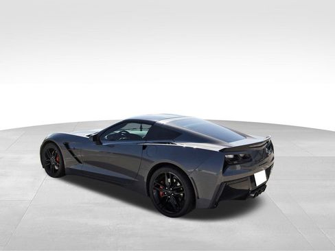 Used 2015 Chevrolet Corvette Stingray Coupe image 3