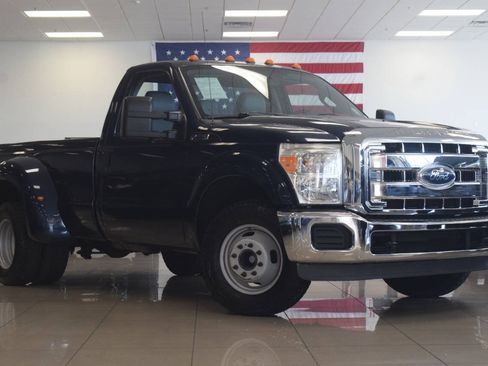 Used 2012 Ford F350 XL RWD image 2