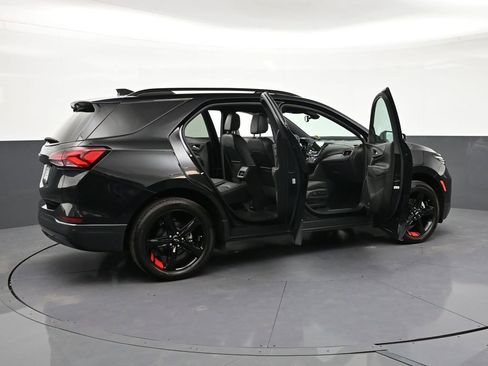 Used 2023 Chevrolet Equinox Premier AWD/4WD image 32