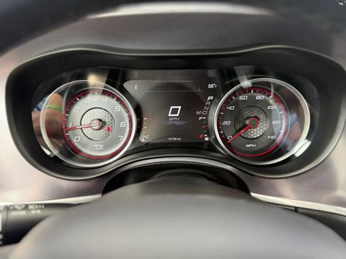 Used 2019 Dodge Charger SXT AWD/4WD image 19