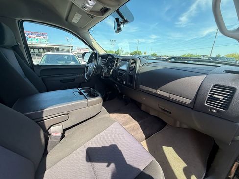 Used 2010 Chevrolet Silverado 1500 LT w/ Power Pack Plus RWD image 25