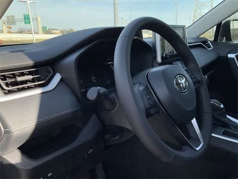 Certified 2025 Toyota RAV4 XLE Premium image 10