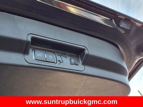 Used 2025 Ford Explorer ST-Line w/ ST-Line Street Pack image 30