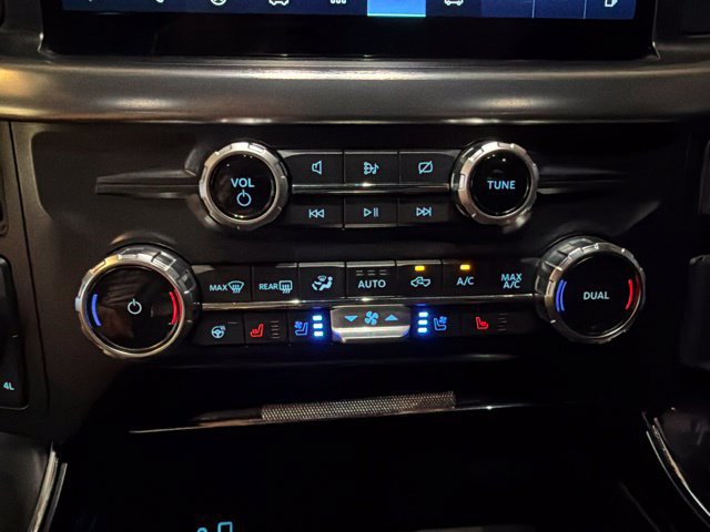 Used 2022 Ford F150 Lariat w/ Equipment Group 502A High AWD/4WD image 19