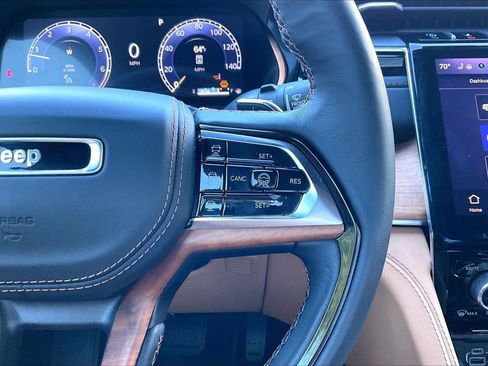 Certified 2025 Jeep Grand Cherokee L Summit image 33