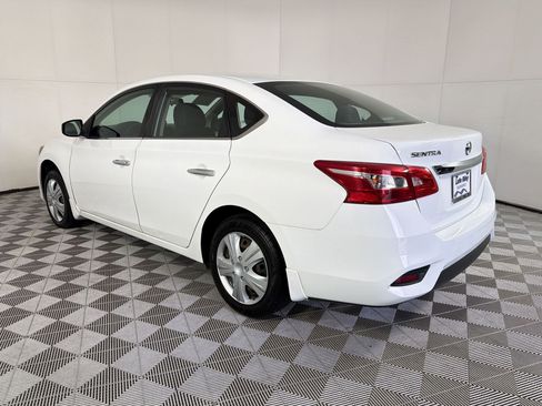 Used 2017 Nissan Sentra S FWD image 3