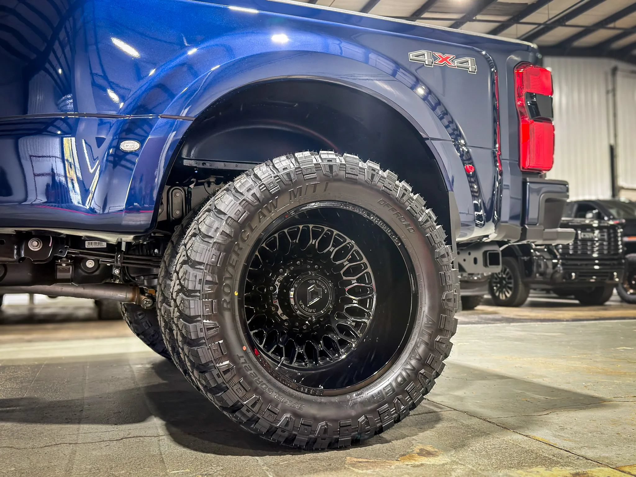 Used 2027 Ford F450 Platinum w/ Platinum Plus Package AWD/4WD image 9