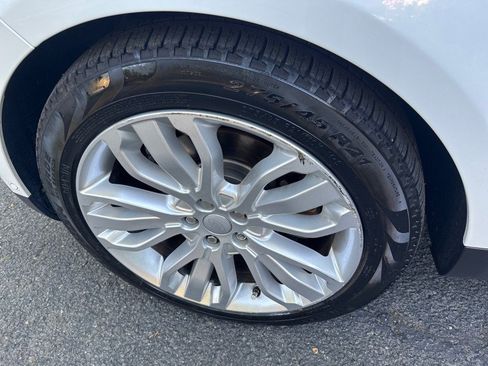 Used 2017 Land Rover Range Rover Sport HSE AWD/4WD image 39