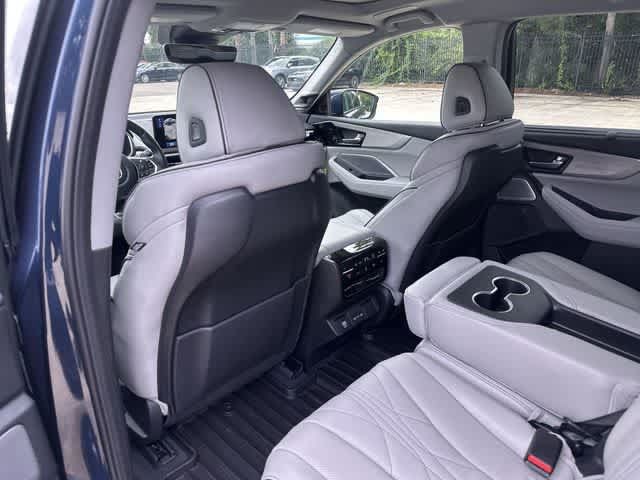 Used 2026 Acura MDX w/ Advance Package AWD/4WD image 24