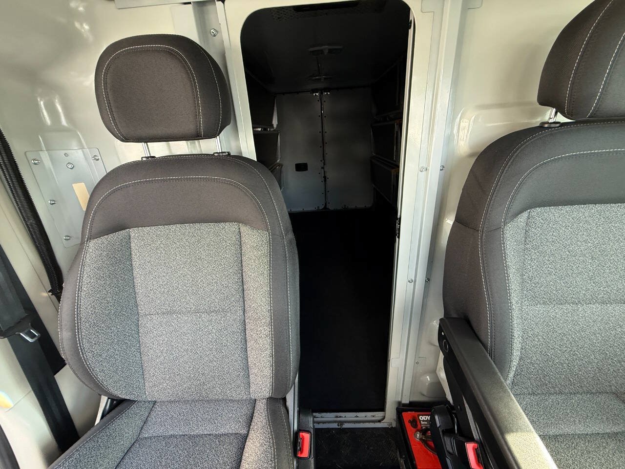 Used 2021 RAM ProMaster 2500 w/ Interior LED Lighting Group FWD image 28