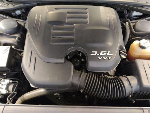 Used 2021 Dodge Challenger SXT w/ Driver Convenience Group RWD image 30