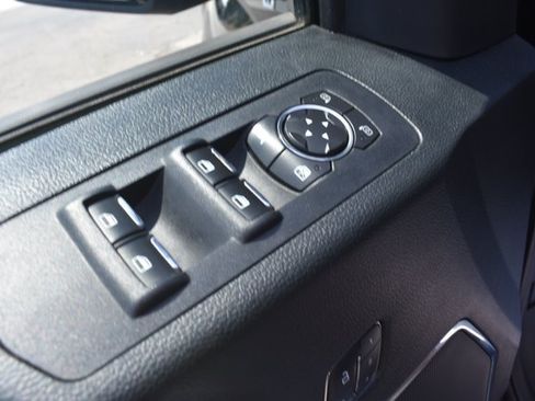Used 2016 Ford F150 Lariat w/ Equipment Group 502A Luxury AWD/4WD image 16