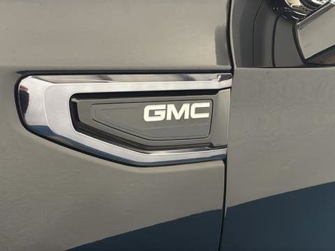 Used 2023 GMC Yukon XL Denali Ultimate AWD/4WD image 46
