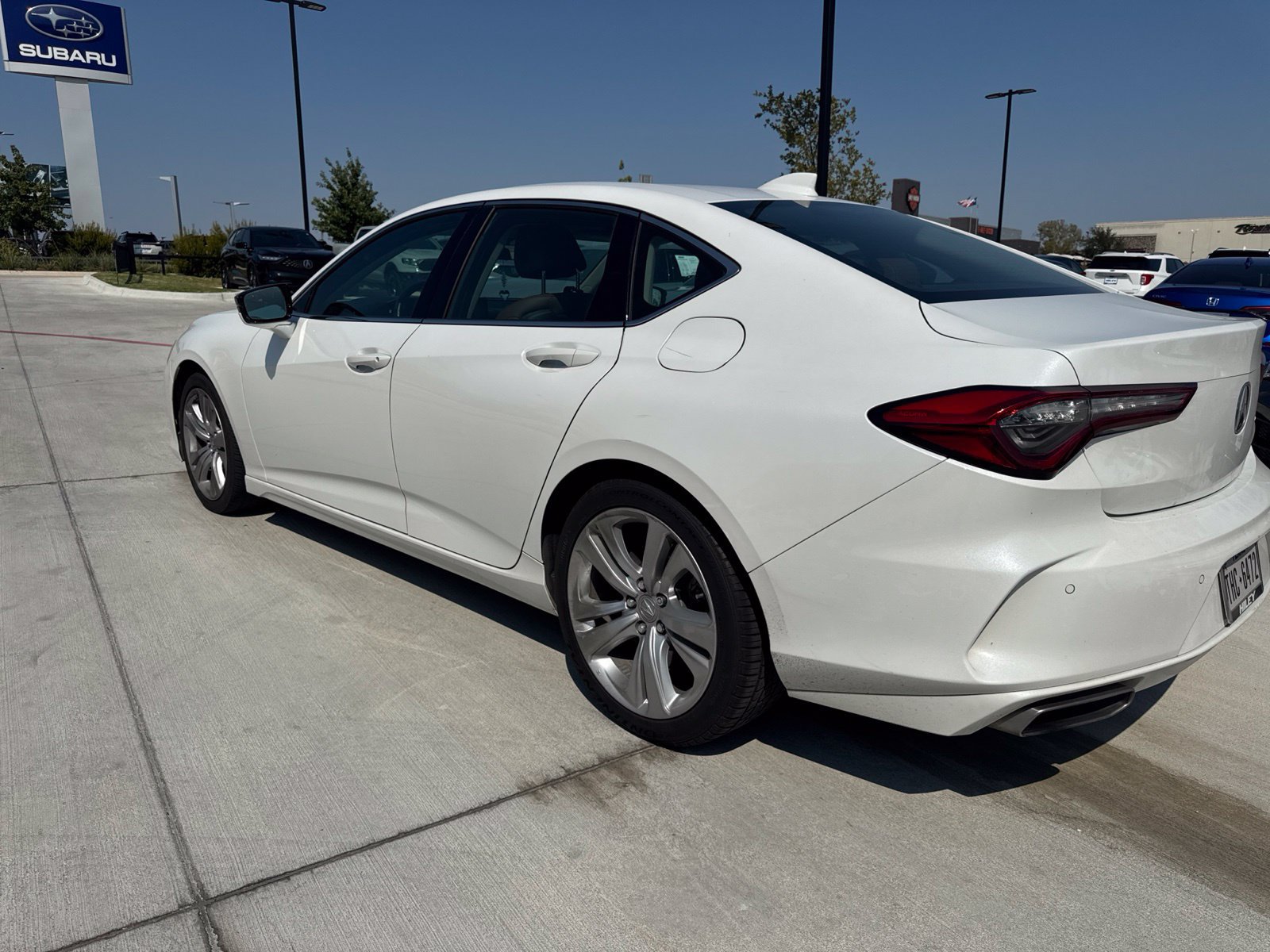 Used 2023 Acura TLX w/ Technology Package FWD image 6