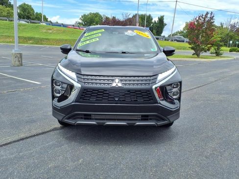 Used 2024 Mitsubishi Eclipse Cross LE image 2