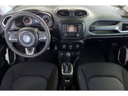 Used 2019 Jeep Renegade Sport w/ Sport Appearance Group AWD/4WD image 14