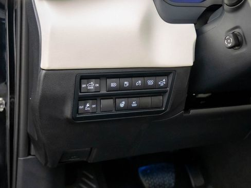 Used 2022 Toyota Tundra Capstone image 18