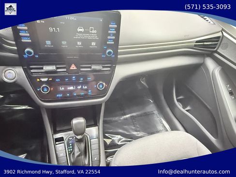 Used 2020 Hyundai Ioniq SEL FWD image 29
