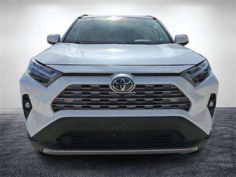 Used 2025 Toyota RAV4 Limited image 9