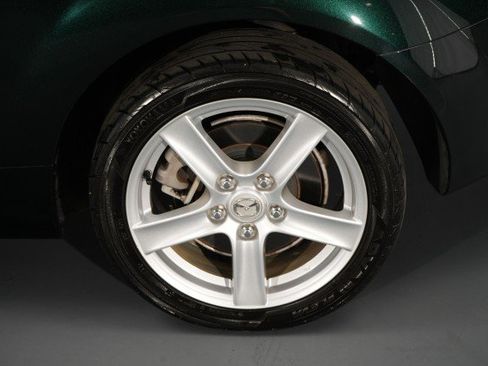 Used 2007 MAZDA MX-5 Miata Sport RWD image 23