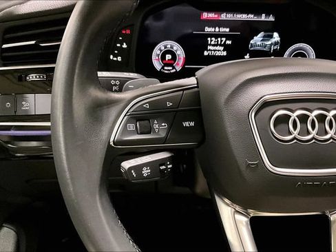 Used 2023 Audi Q7 2.0T Premium Plus w/ Premium Plus Package AWD/4WD image 12