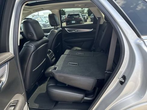 Used 2018 Cadillac XT5 Luxury AWD/4WD image 14