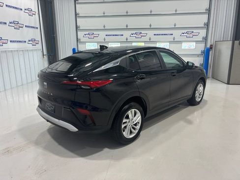 Used 2025 Buick Envista Preferred FWD image 6