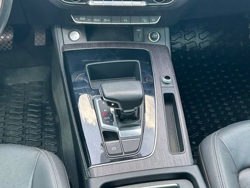 Used 2021 Audi Q5 2.0T Premium Plus w/ Premium Plus Package AWD/4WD image 21