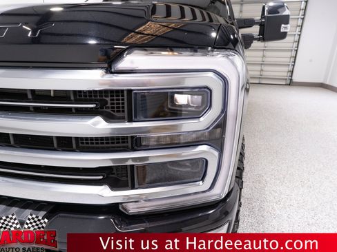 Used 2026 Ford F250 Platinum w/ Platinum Plus Package AWD/4WD image 8