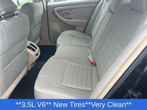 Used 2016 Ford Taurus SE FWD image 26