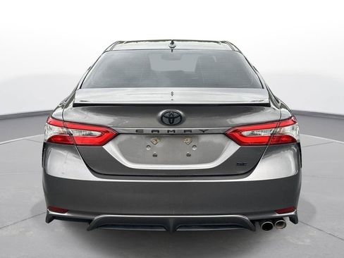 Used 2018 Toyota Camry SE w/ Audio Package FWD image 7