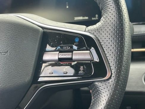 Used 2024 Nissan Ariya FWD image 21