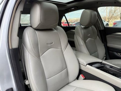 Used 2017 Cadillac CTS Luxury image 22