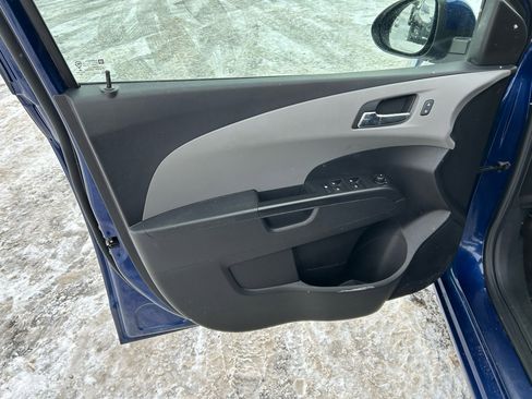 Used 2014 Chevrolet Sonic LT w/ Fun and Sun Package image 14