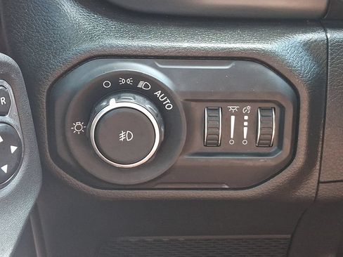Used 2022 Jeep Wrangler Unlimited Sport AWD/4WD image 24
