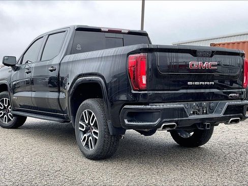 Used 2022 GMC Sierra 1500 AT4 w/ AT4 Preferred Package image 4