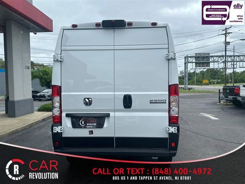 Used 2023 RAM ProMaster 2500 FWD image 6