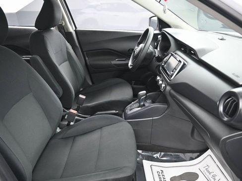 Used 2024 Nissan Kicks S image 34