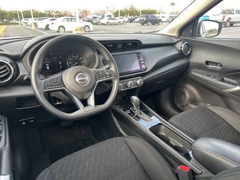 Used 2023 Nissan Kicks SV image 23