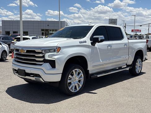 Used 2023 Chevrolet Silverado 1500 High Country w/ High Country Premium Package AWD/4WD image 6