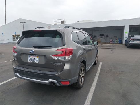 Used 2021 Subaru Forester Touring w/ Popular Package #2 image 7